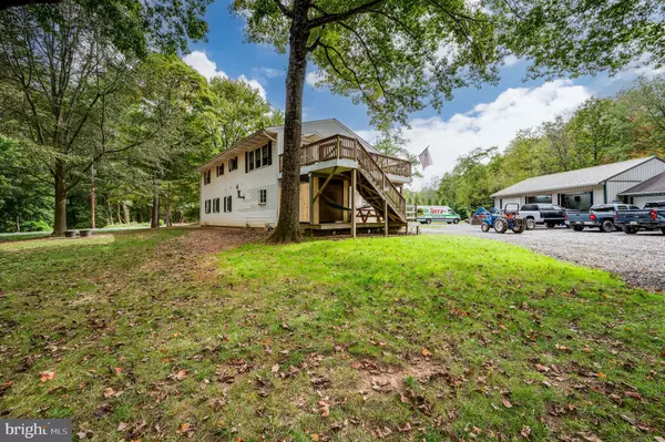 Elverson, PA 19520,100 WARWICK RD