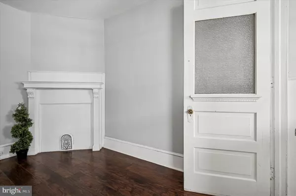 Philadelphia, PA 19143,816 S VOGDES ST