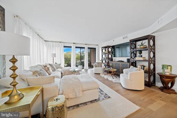 Wilmington, DE 19806,1100-UNIT LOVERING AVE #308