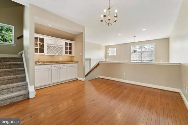 Conshohocken, PA 19428,434 W 5TH AVE