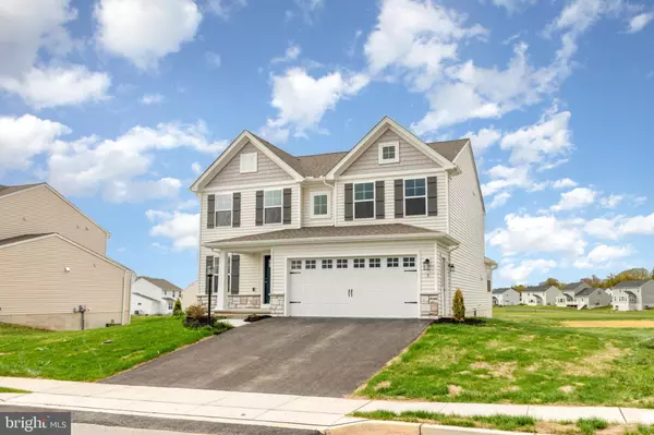 Carlisle, PA 17015,5 GARNER LN