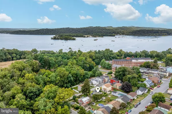 Columbia, PA 17512,645 FAIRVIEW AVE