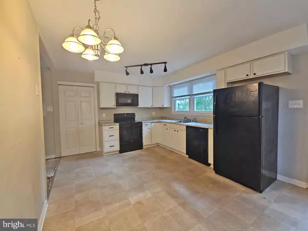 Franklinville, NJ 08322,244 LEONARD CAKE RD