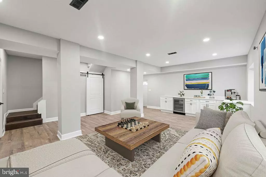 Washington, DC 20018,2814 RHODE ISLAND AVE NE