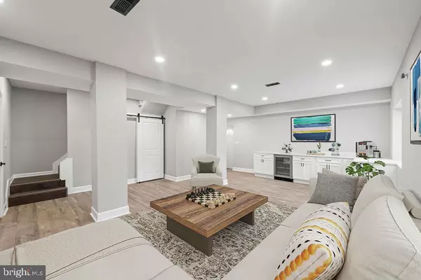 2814 RHODE ISLAND AVE NE, Washington, DC 20018