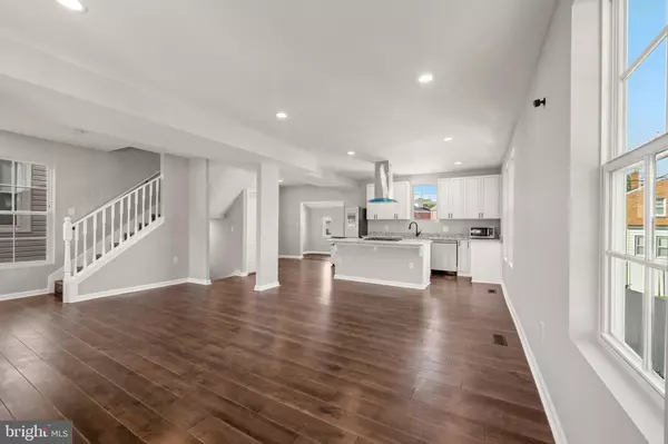 Washington, DC 20018,2814 RHODE ISLAND AVE NE