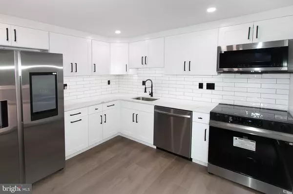 Fairfax, VA 22032,5377 LAURA BELLE LN