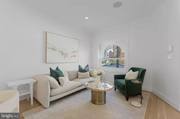 Washington, DC 20001,602 U ST NW