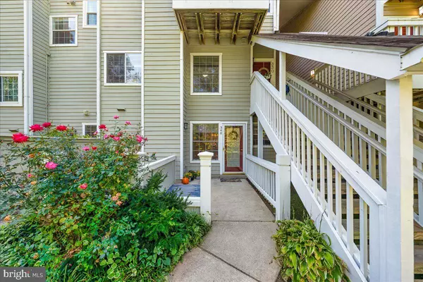 Rockville, MD 20852,5804 INMAN PARK CIR #340