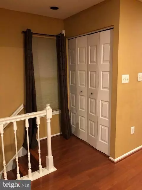 Burtonsville, MD 20866,3707 AIRDIRE CT #4-40