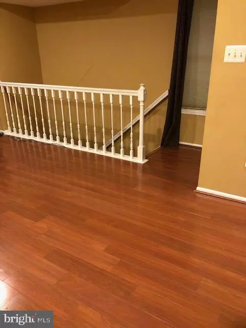 Burtonsville, MD 20866,3707 AIRDIRE CT #4-40