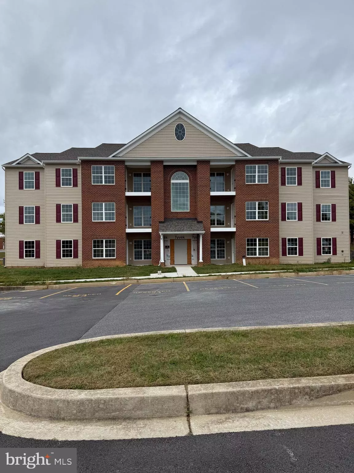 Hampstead, MD 21074,820 WEMBLEY DRIVE #1A