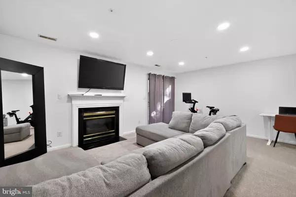 Severn, MD 21144,1707 SEVERN TREE CT