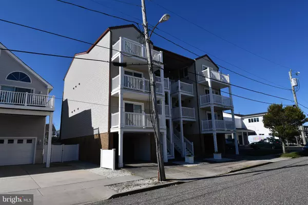 Sea Isle City, NJ 08243,222 42ND ST #B