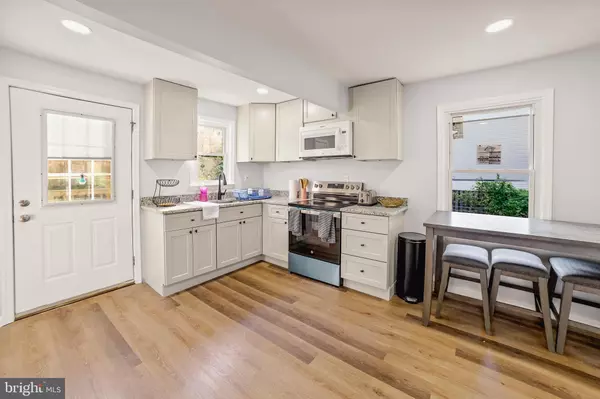 Severna Park, MD 21146,880 BALTIMORE ANNAPOLIS BLVD