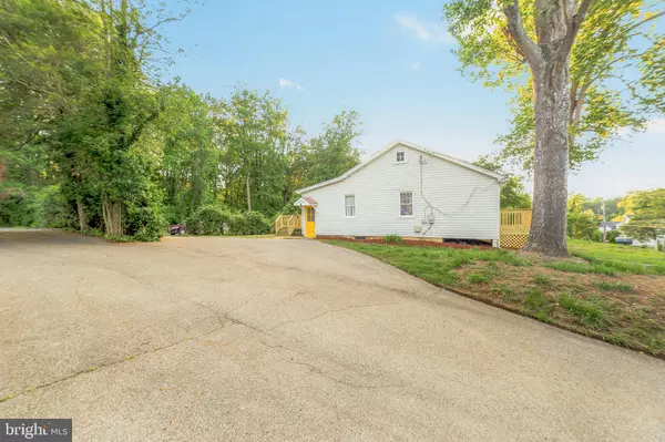 Severna Park, MD 21146,880 BALTIMORE ANNAPOLIS BLVD