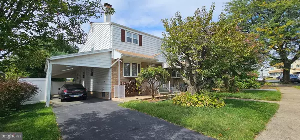 1309 GREENVIEW DR, Bethlehem, PA 18018