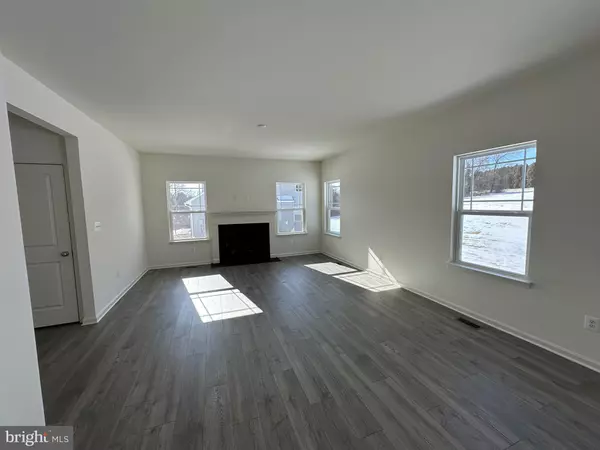 York, PA 17402,3184 OLD DUTCH LN