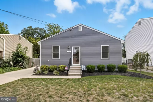 Pennsauken, NJ 08109,8334 HERBERT AVE