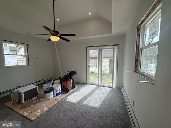 Toms River, NJ 08753,202 MORRIS BLVD