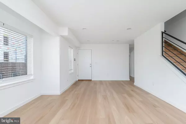 Philadelphia, PA 19122,314 W NORRIS ST #B