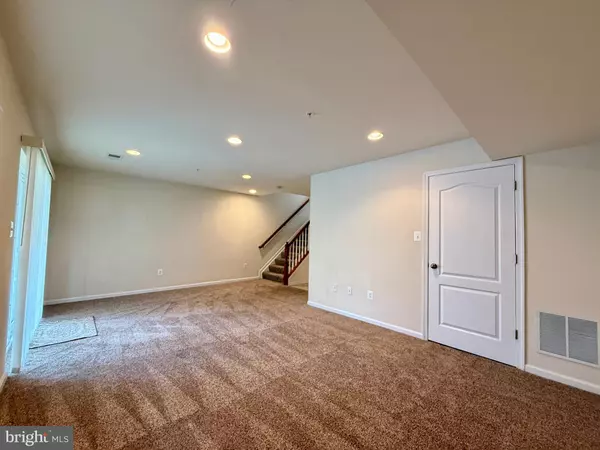 Laurel, MD 20724,3507 SEAGRASS LN