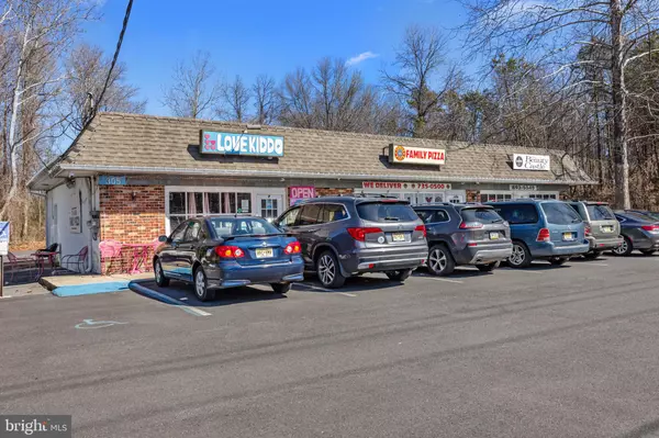 Browns Mills, NJ 08015,305 LAKEHURST RD