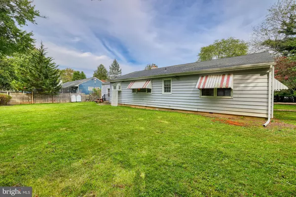 Yardley, PA 19067,5 FAYETTE DR