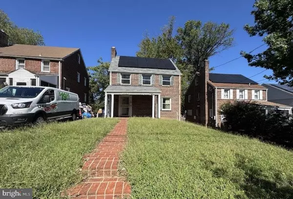 4712 SOUTHERN AVE SE, Washington, DC 20019