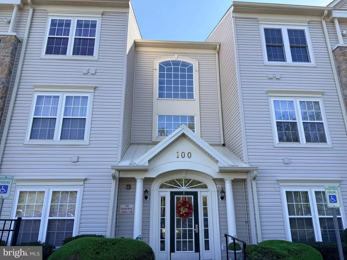 Warrington, PA 18976,100 CLARET CT #102