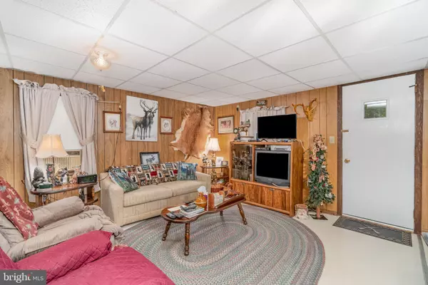 Fort Loudon, PA 17224,370 BEAR VALLEY ROAD