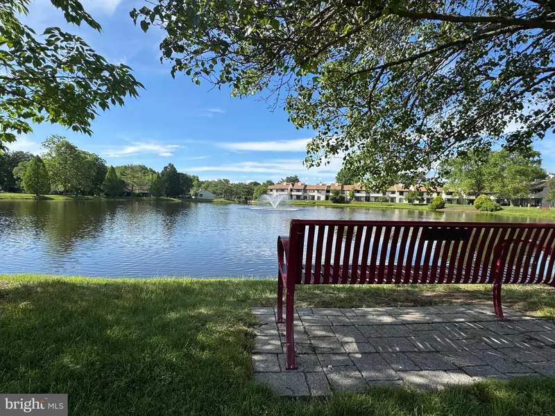 99-A W BLUEBELL LN, Mount Laurel, NJ 08054