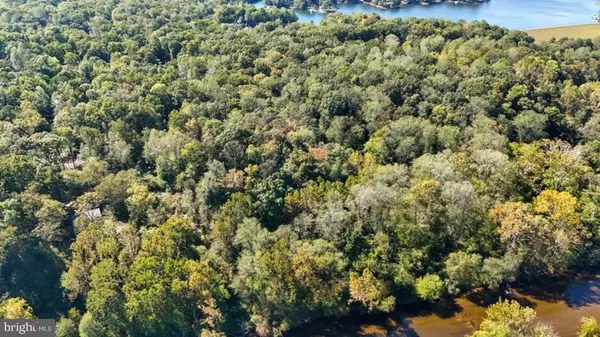 Palmyra, VA 22963,14 MECHUNK TER