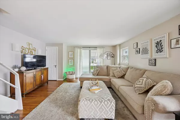 Philadelphia, PA 19152,2831 CHASE RD