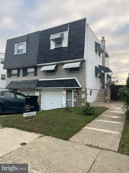 2831 CHASE RD, Philadelphia, PA 19152