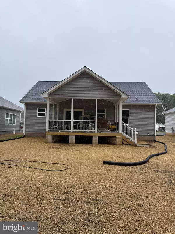 Colonial Beach, VA 22443,209 HOLLY WAY