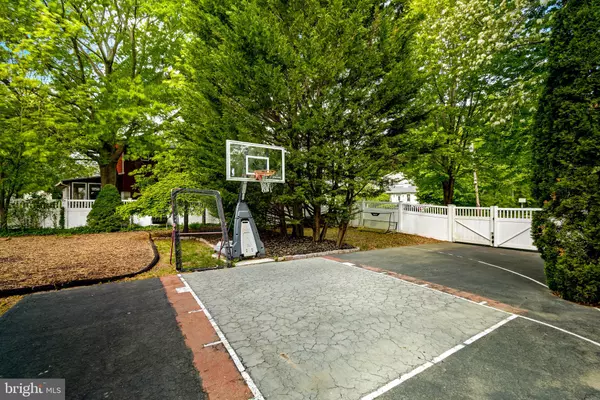 Haddon Township, NJ 08107,137 E HOLLY