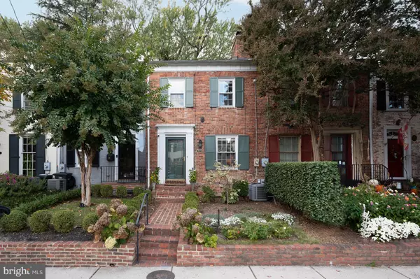 Alexandria, VA 22314,707 S ROYAL ST