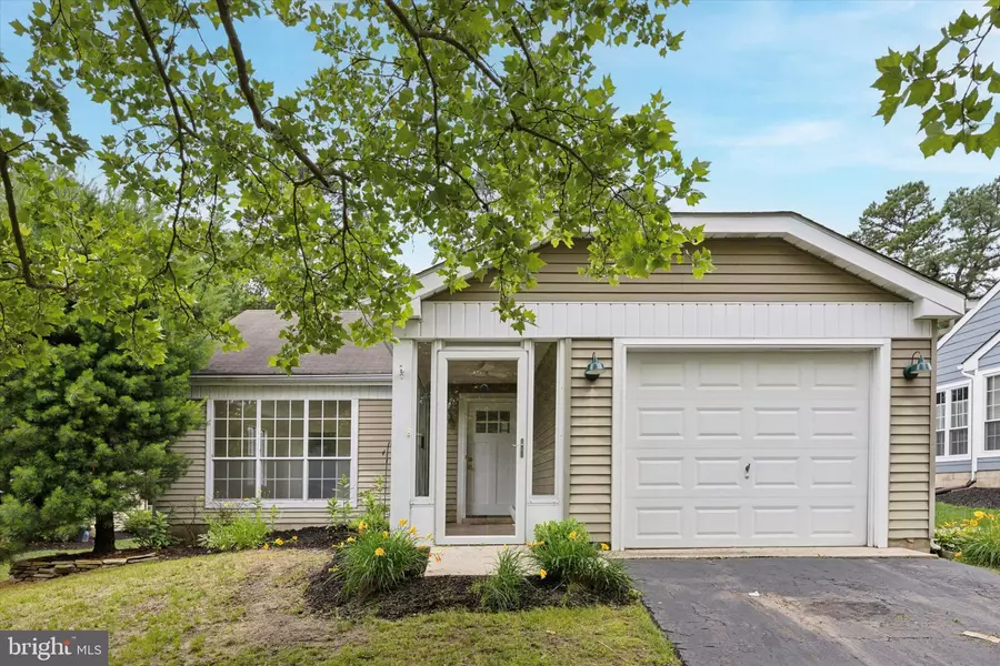 114 GRAMERCY PL, Southampton, NJ 08088