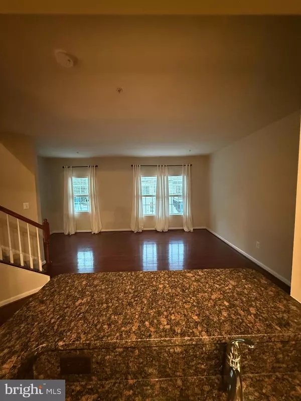 Bel Air, MD 21014,405 SIGNAL CT #33