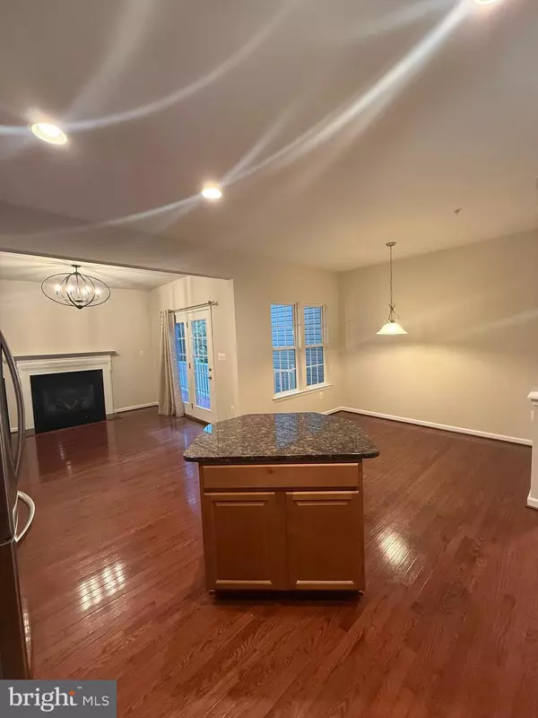 Bel Air, MD 21014,405 SIGNAL CT #33