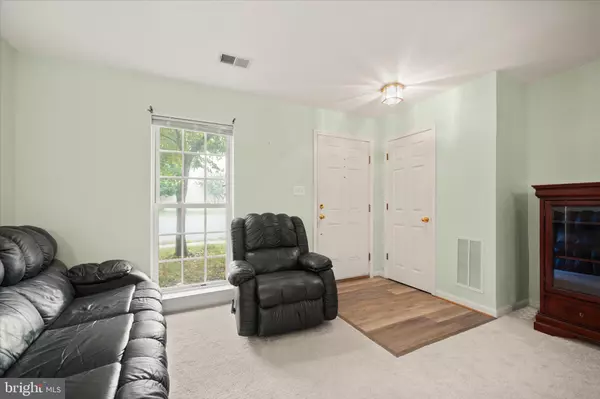 Bristow, VA 20136,8878 STABLE FOREST PL