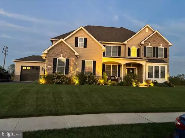 43 SADDLE LN, Easton, PA 18045