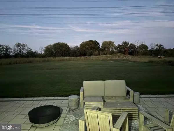 Easton, PA 18045,43 SADDLE LN