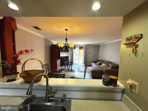 Arlington, VA 22204,3804 9TH RD S