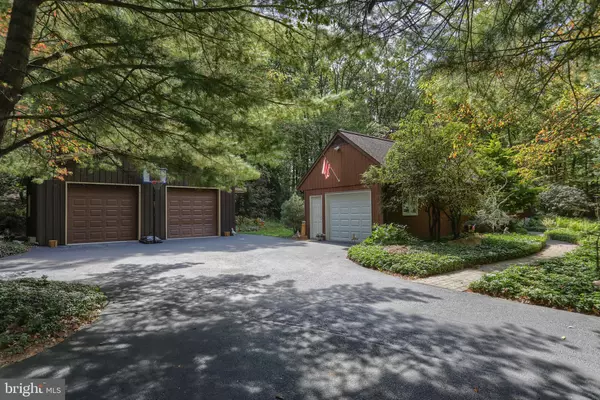 Lebanon, PA 17042,903 TULIP TREE DR