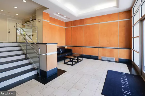 Arlington, VA 22209,1730 ARLINGTON BLVD #406