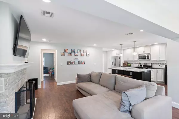 609 MAIN ST, Bayville, NJ 08721