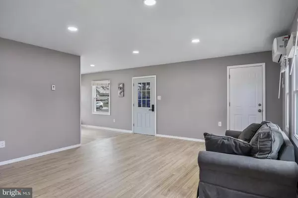 Willingboro, NJ 08046,30 BABCOCK LN