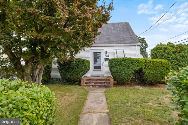 204 THROPP AVE, Trenton, NJ 08610